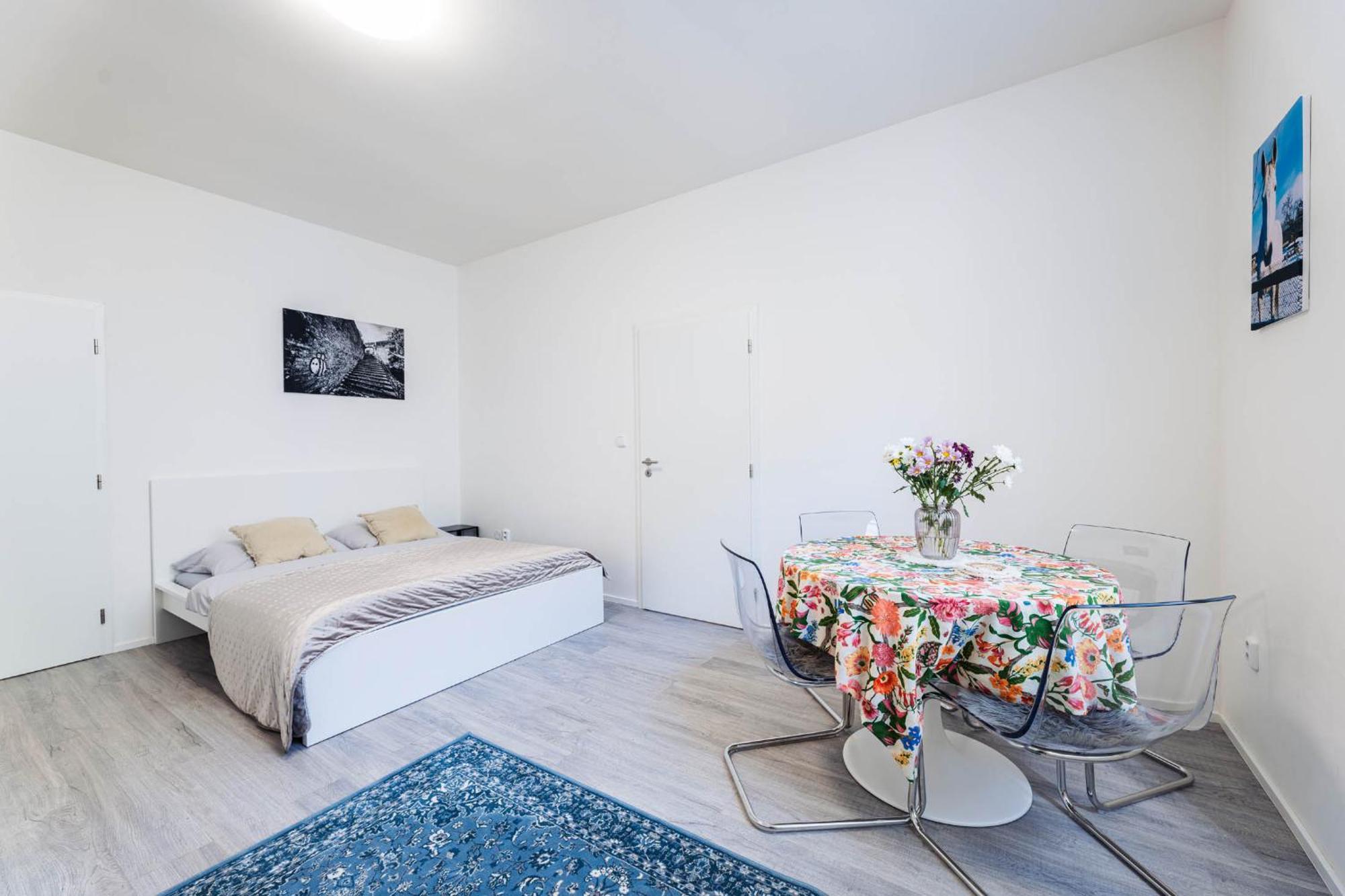Silvie Apartments - Wurmova Olomouc Luaran gambar